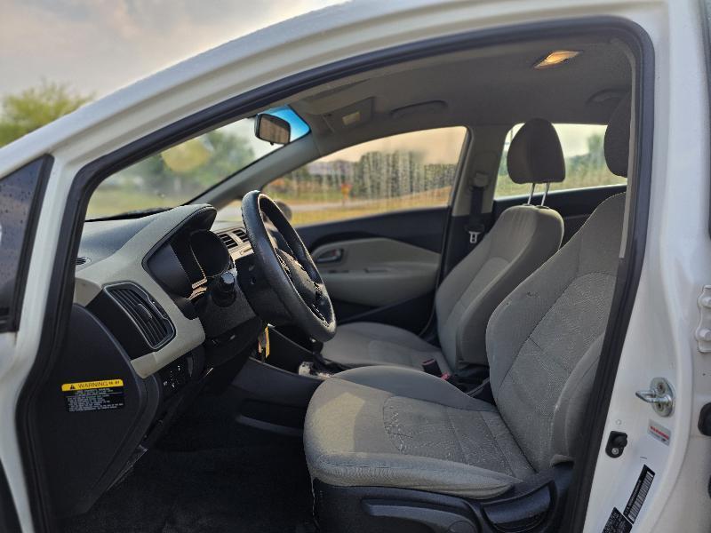Kia Rio LX 6A 2016