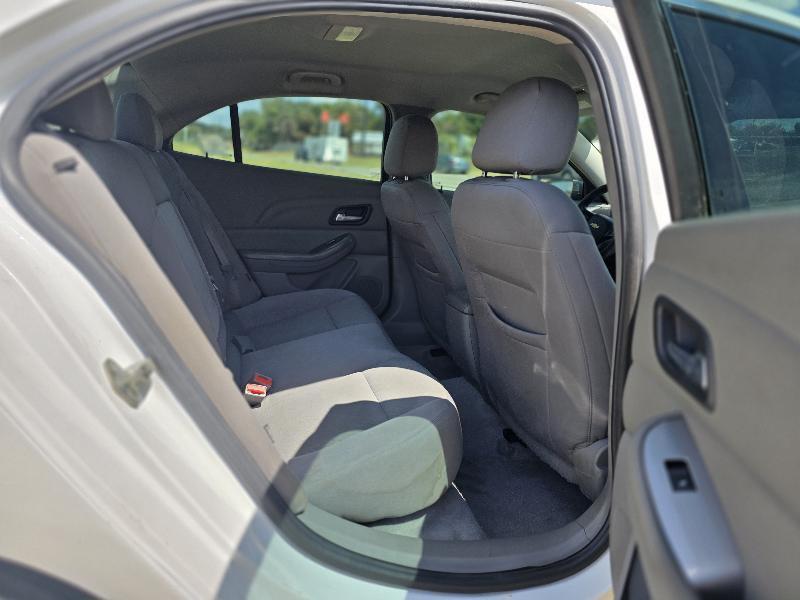 Chevrolet Malibu LS 2015