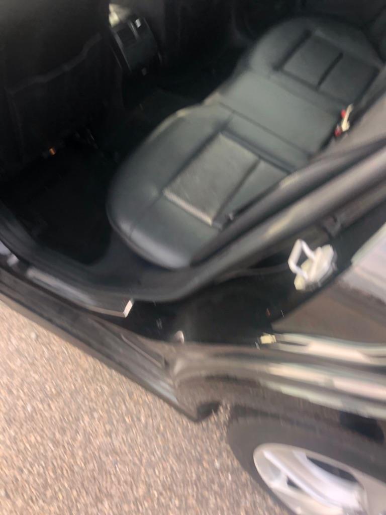 Mercedes-Benz E-Class  2010