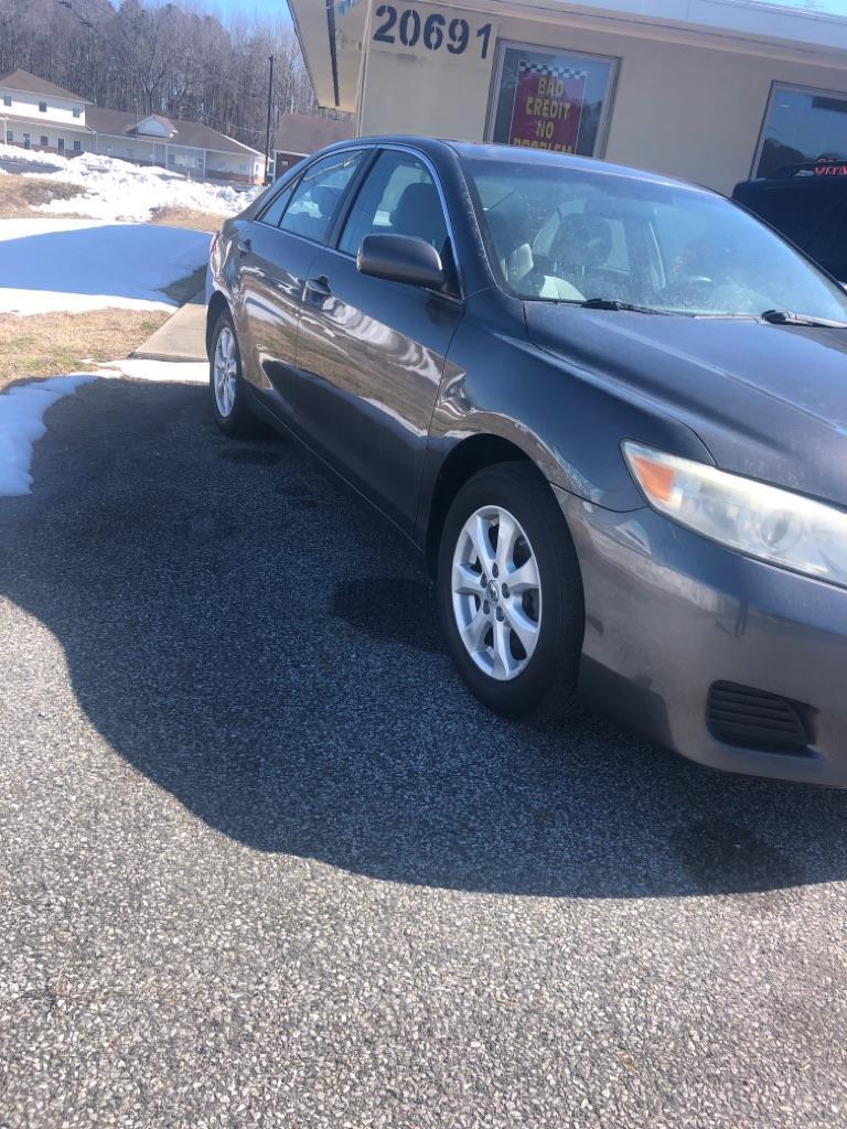 Toyota Camry  2011