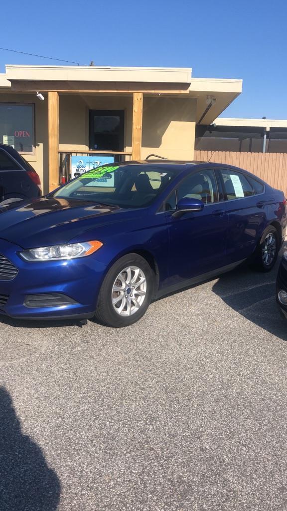 Ford Fusion  2016