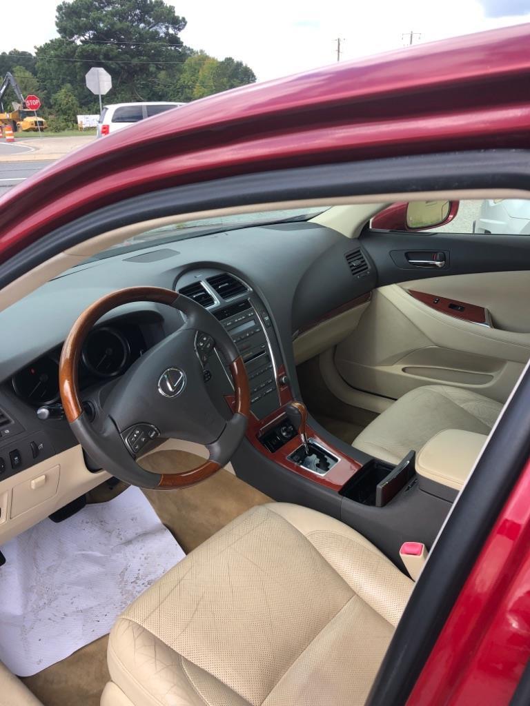 Lexus ES 350  2012