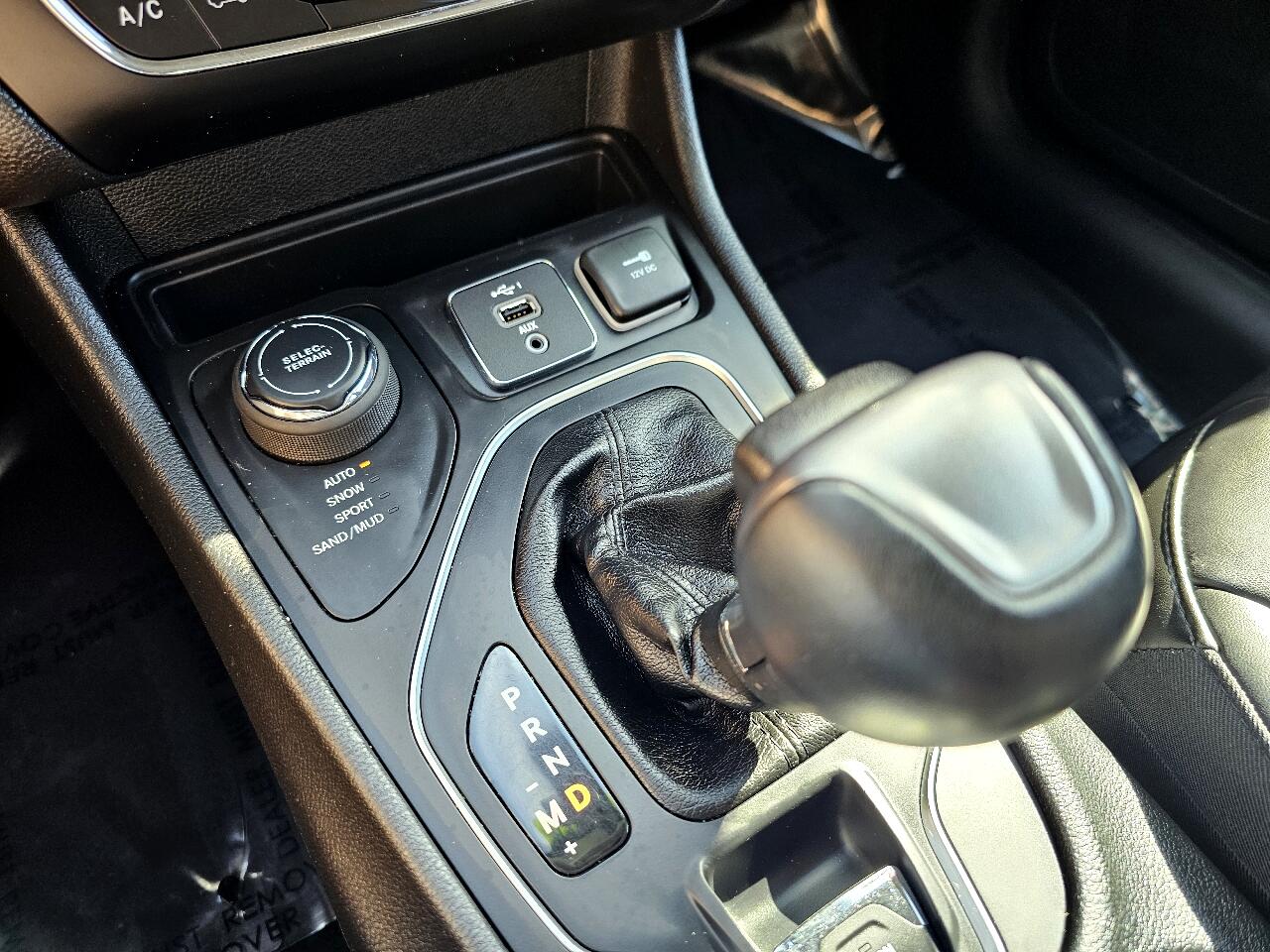 Jeep Cherokee Latitude Plus 4WD 2020