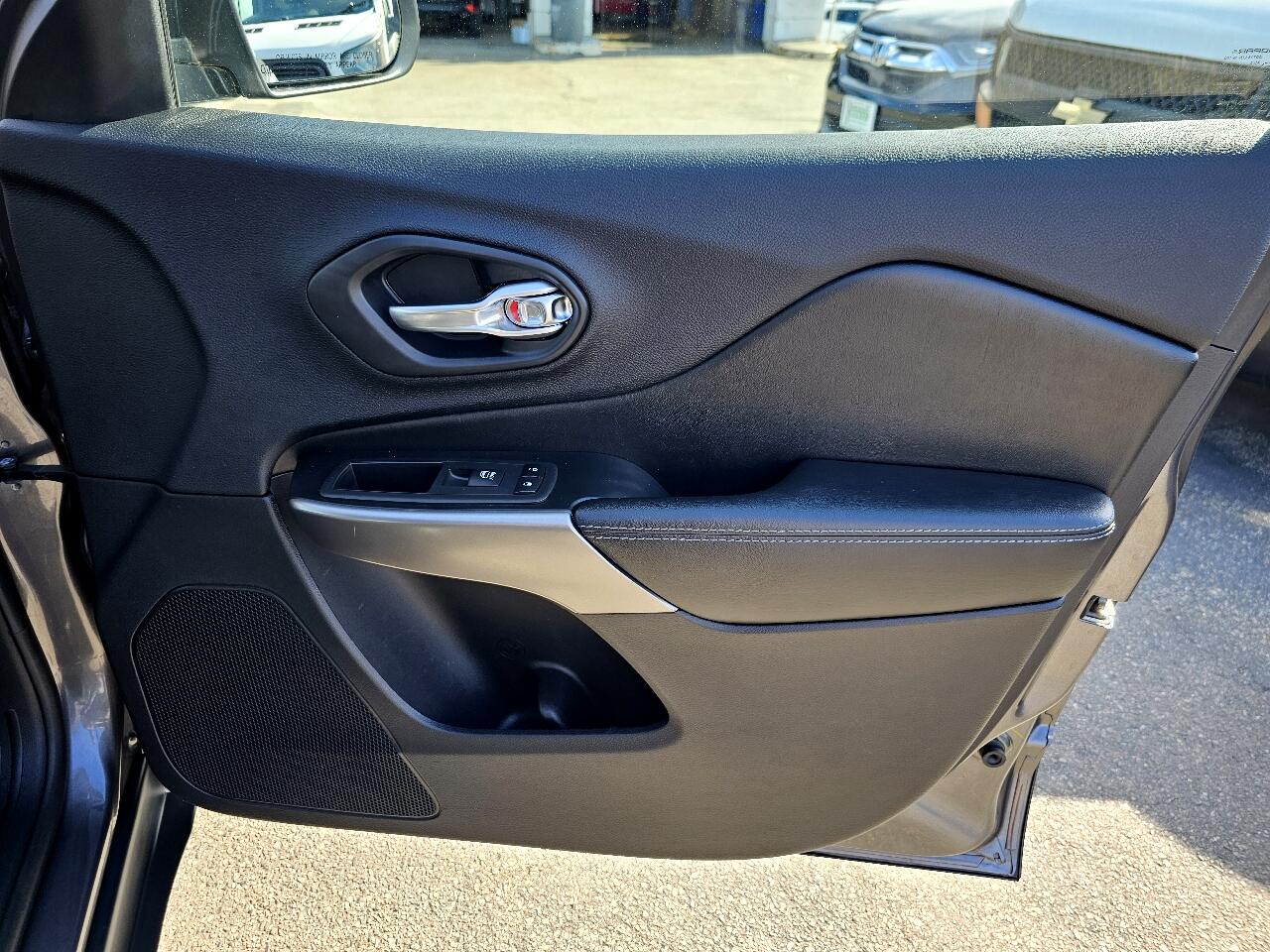 Jeep Cherokee Latitude Plus 4WD 2020