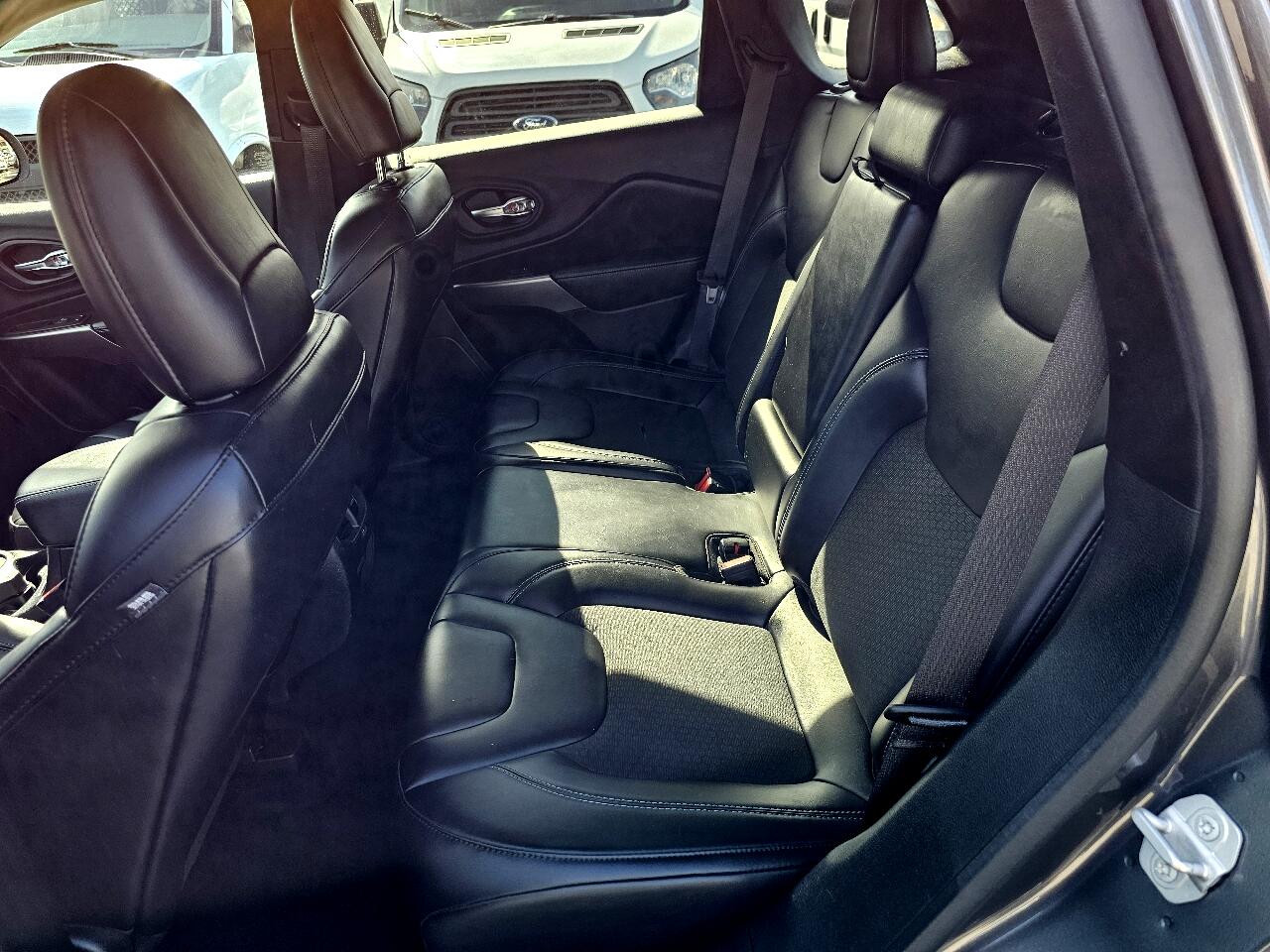 Jeep Cherokee Latitude Plus 4WD 2020