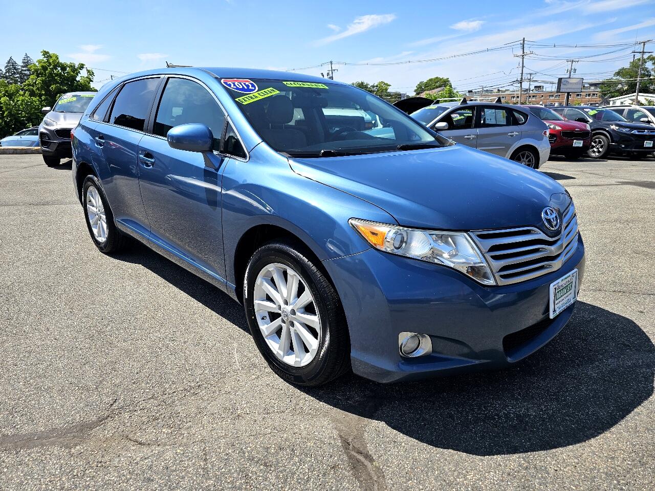 Toyota Venza LE I4 AWD 2012