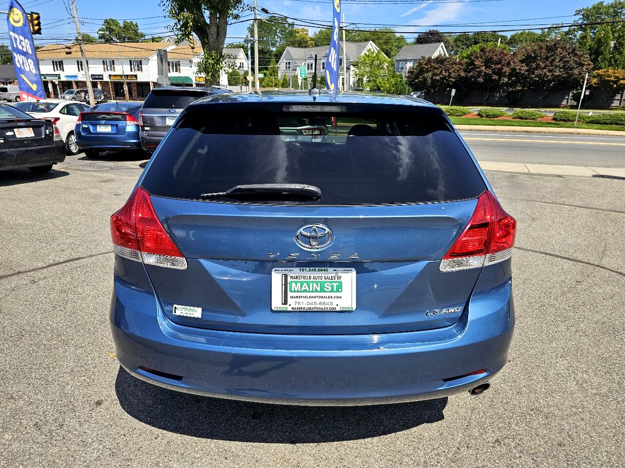 Toyota Venza LE I4 AWD 2012
