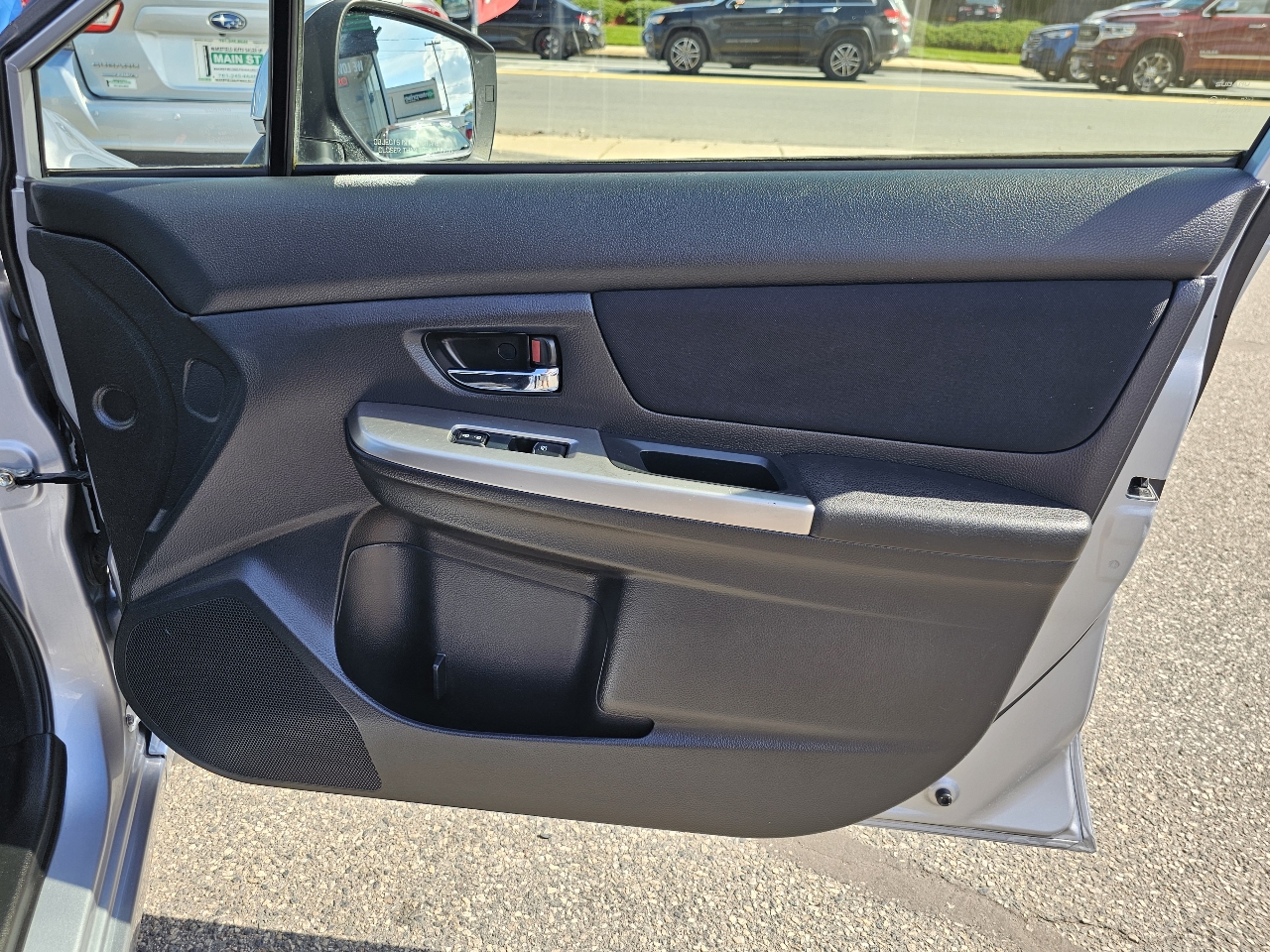 Subaru Impreza 2.0i Premium PZEV 5-Door 2015