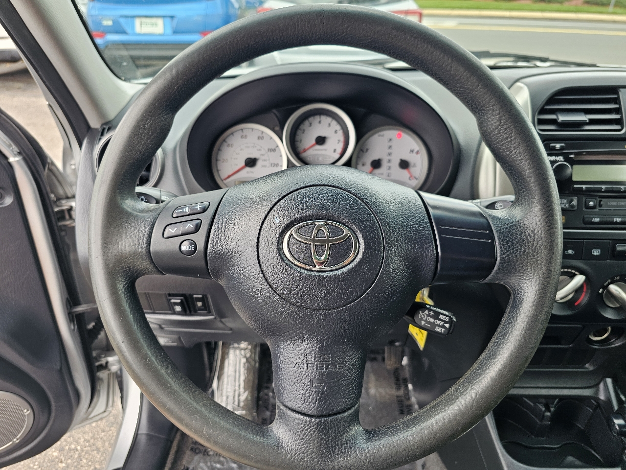 Toyota RAV4 2WD 2004