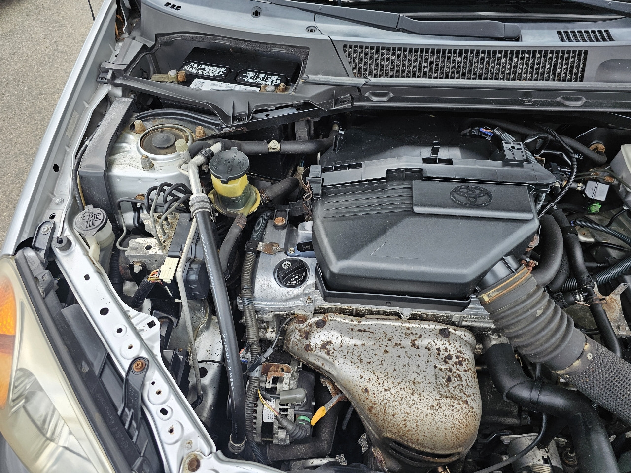 Toyota RAV4 2WD 2004