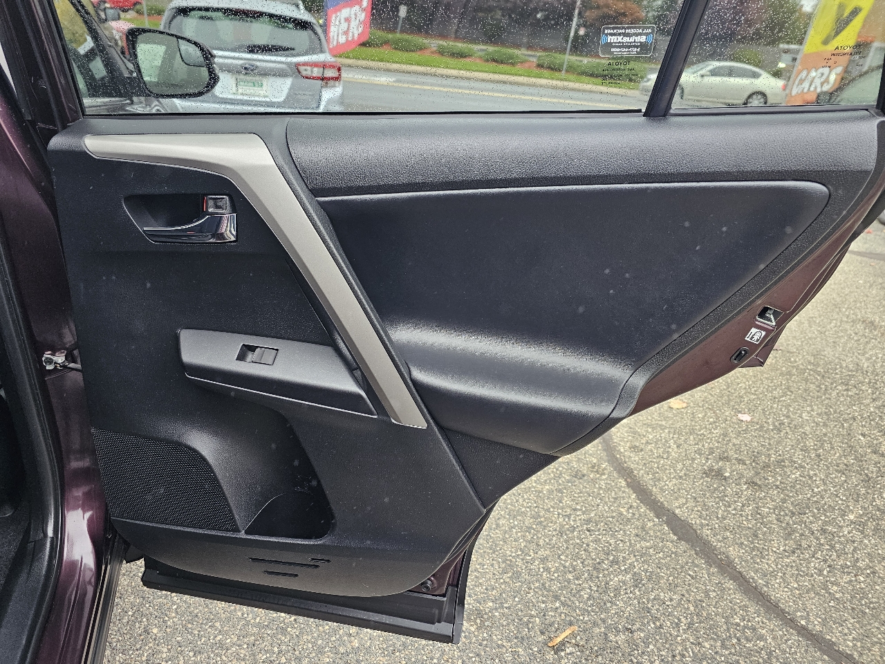 Toyota RAV4 XLE AWD 2016