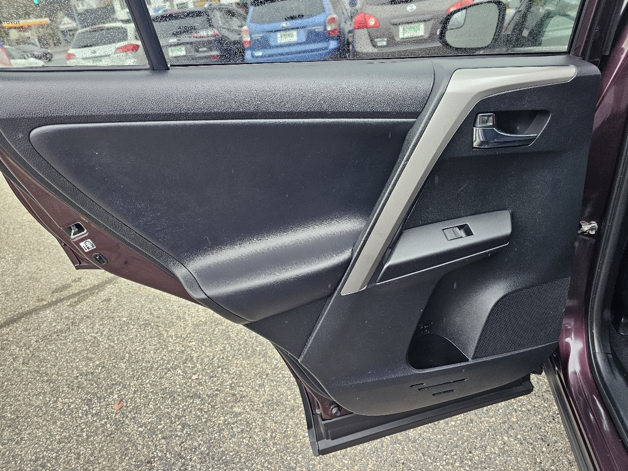 Toyota RAV4 XLE AWD 2016