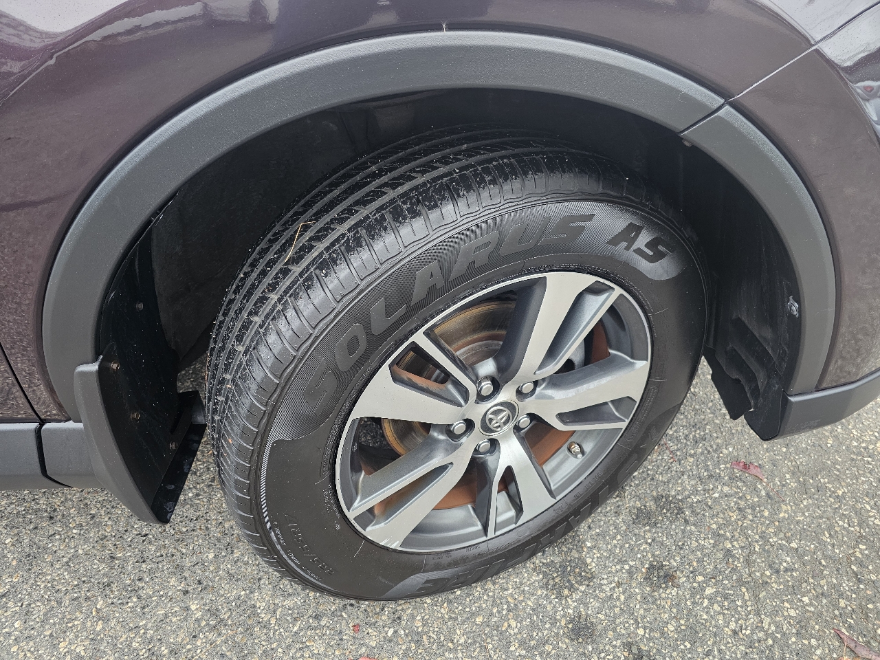 Toyota RAV4 XLE AWD 2016