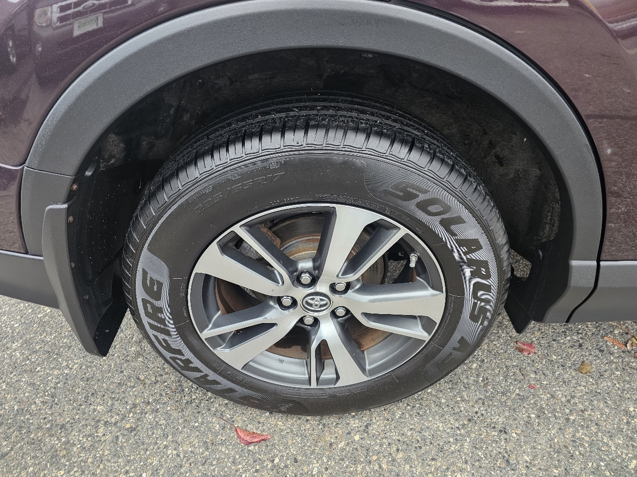 Toyota RAV4 XLE AWD 2016