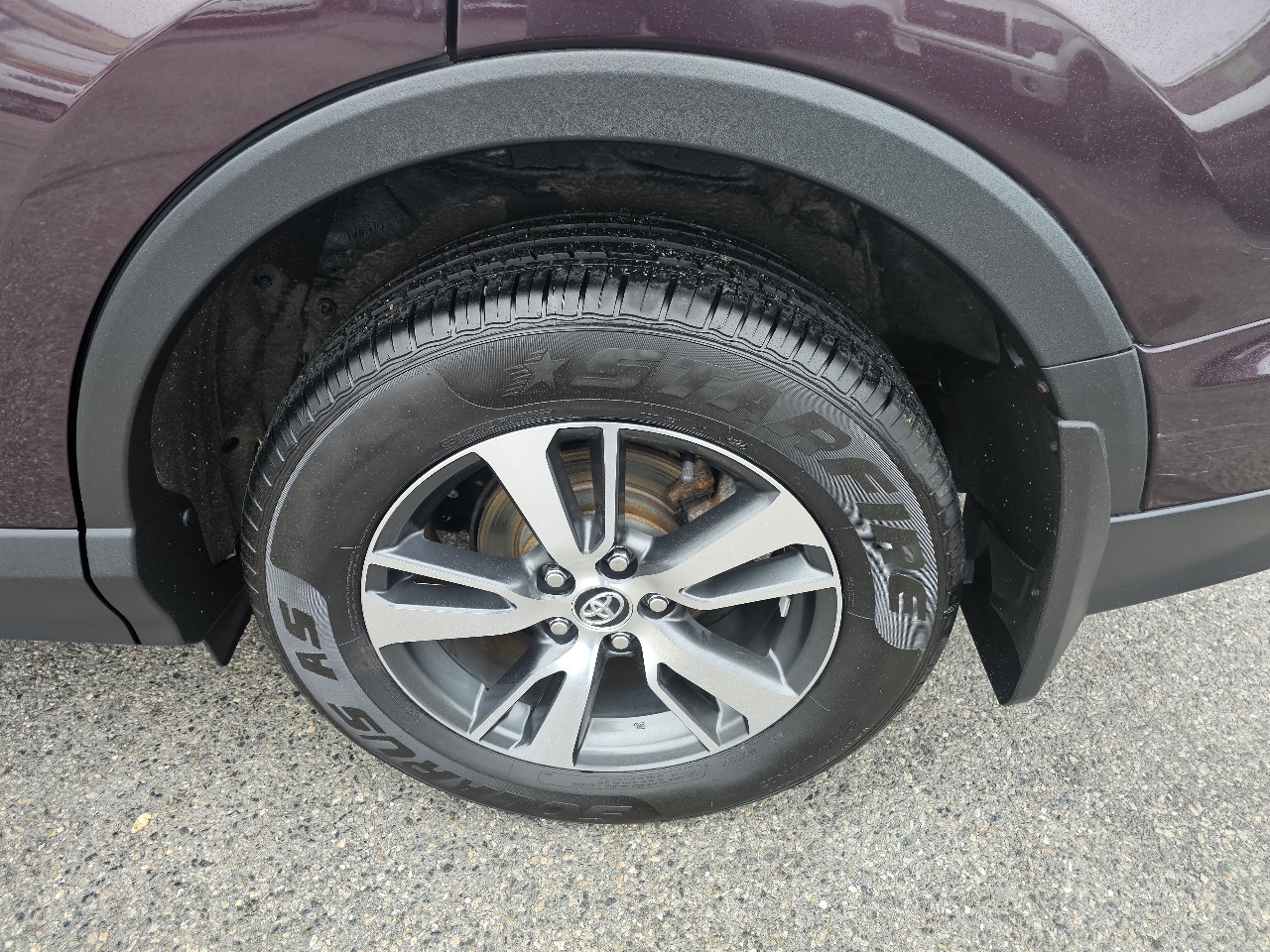 Toyota RAV4 XLE AWD 2016