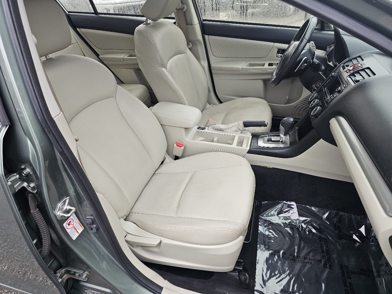 Subaru Impreza Limited 4-Door+S/R 2014