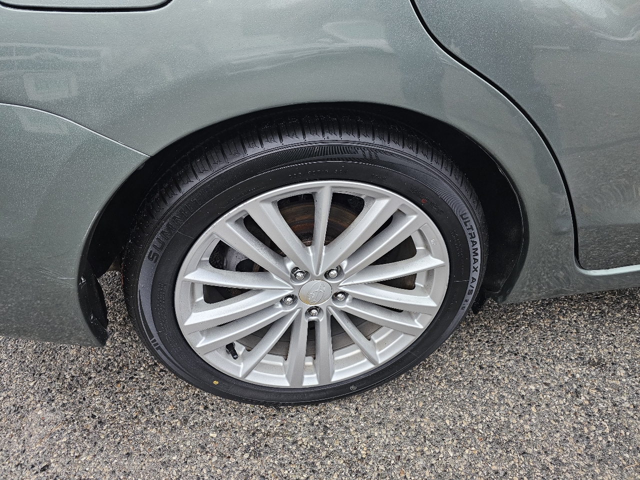 Subaru Impreza Limited 4-Door+S/R 2014