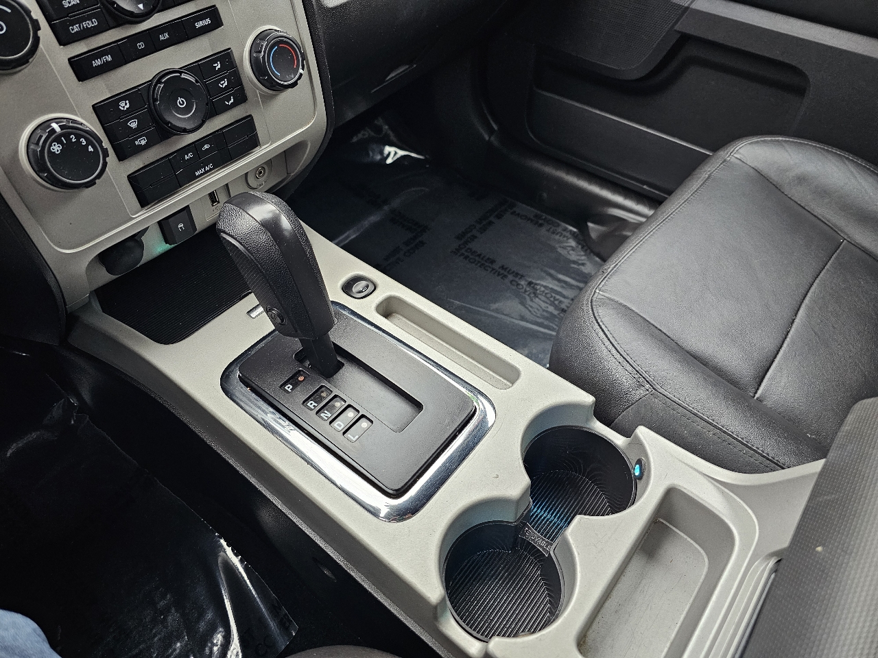 Ford Escape XLT 4WD 2010