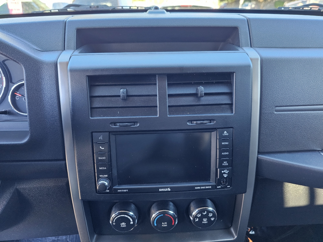 Jeep Liberty Sport 4WD 2012