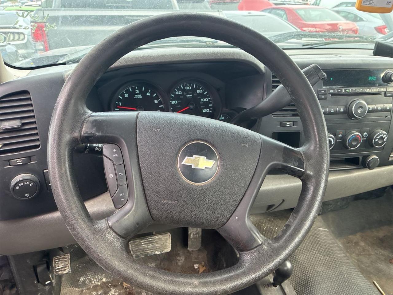 Chevrolet Silverado 1500 Work Truck Long Box 4WD 2009