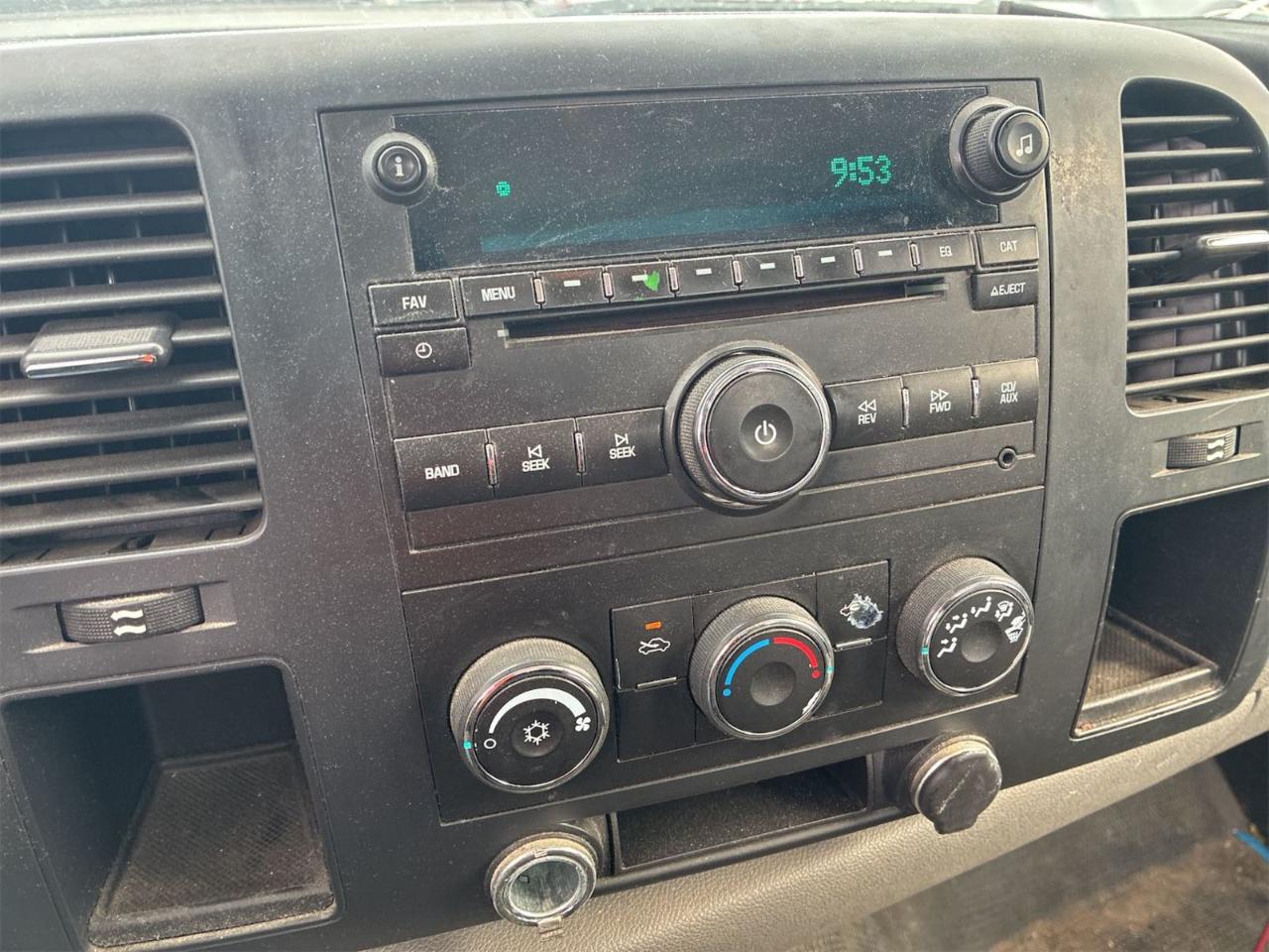 Chevrolet Silverado 1500 Work Truck Long Box 4WD 2009