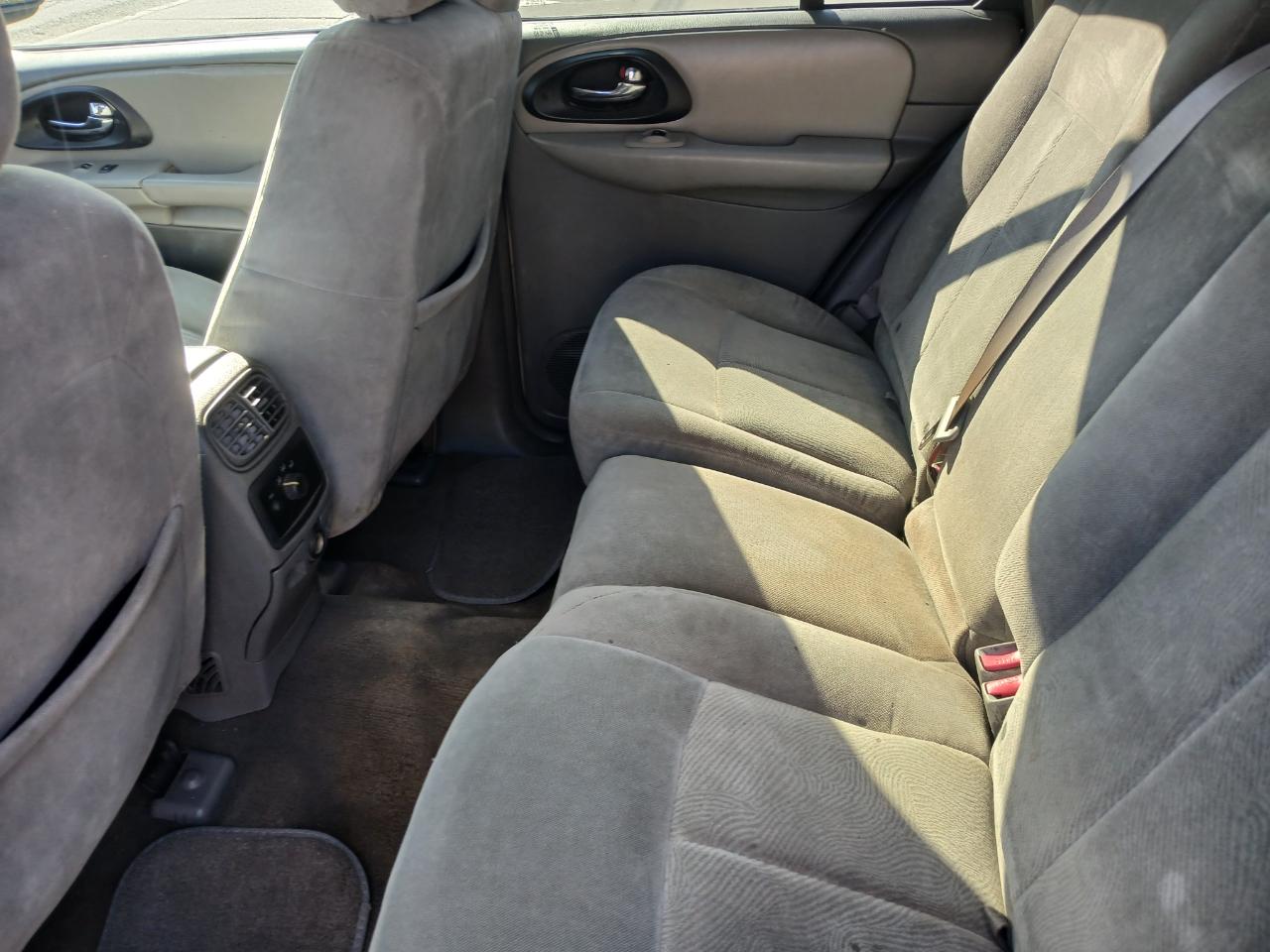 Chevrolet TrailBlazer 2WD 4dr LS 2006