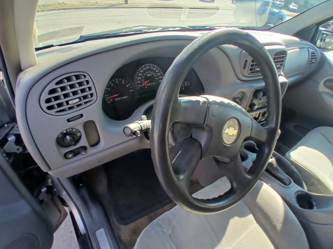 Chevrolet TrailBlazer 2WD 4dr LS 2006