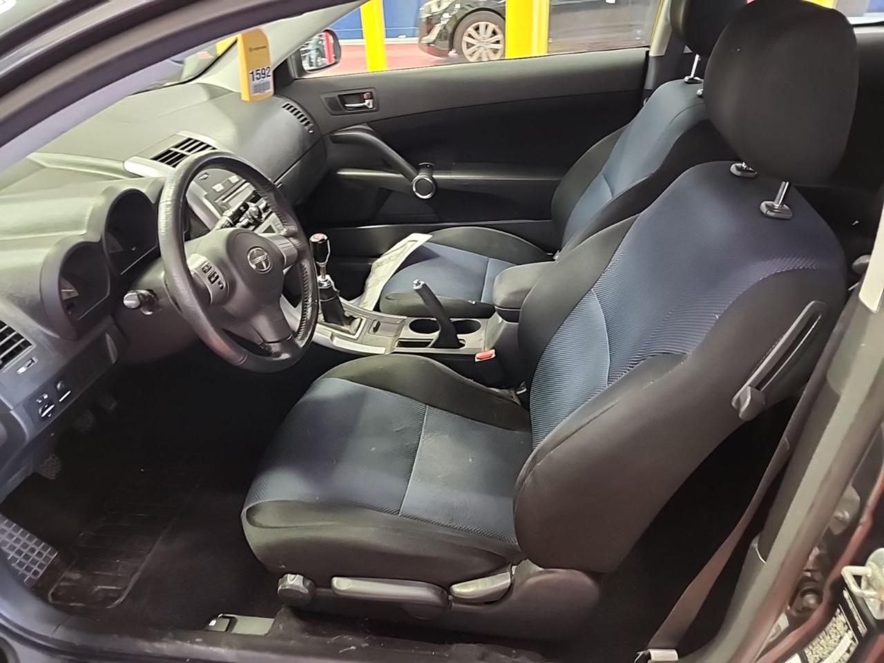 Scion tC Sport Coupe 2006