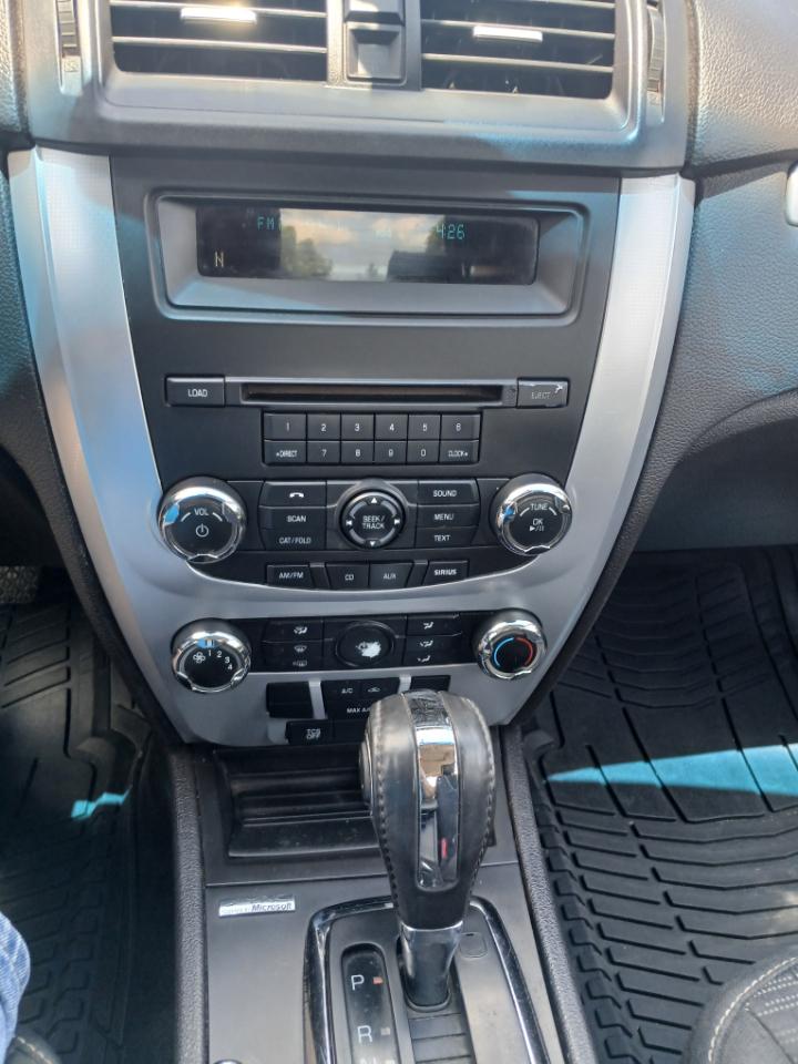 Ford Fusion I4 SE 2011