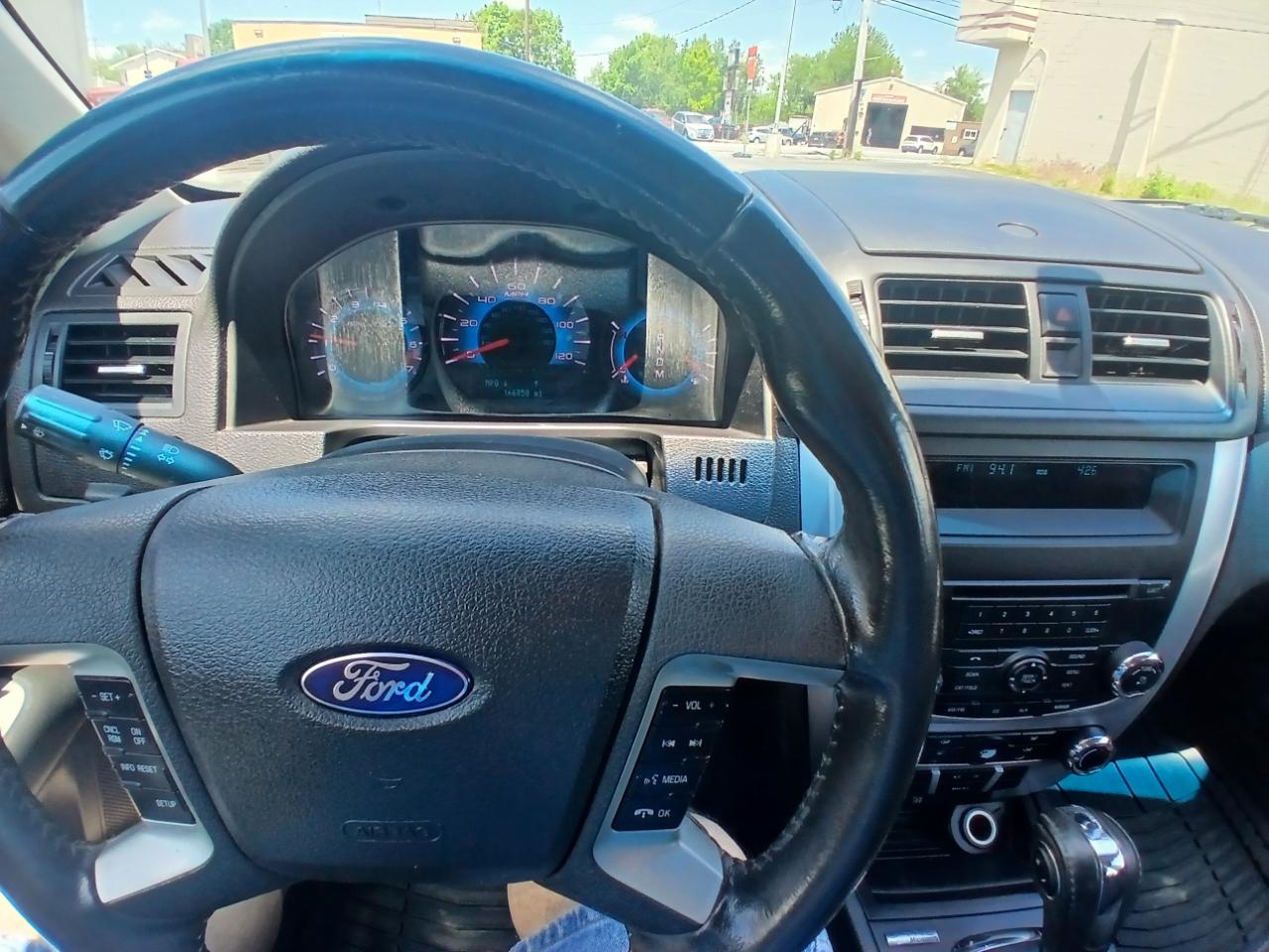 Ford Fusion I4 SE 2011