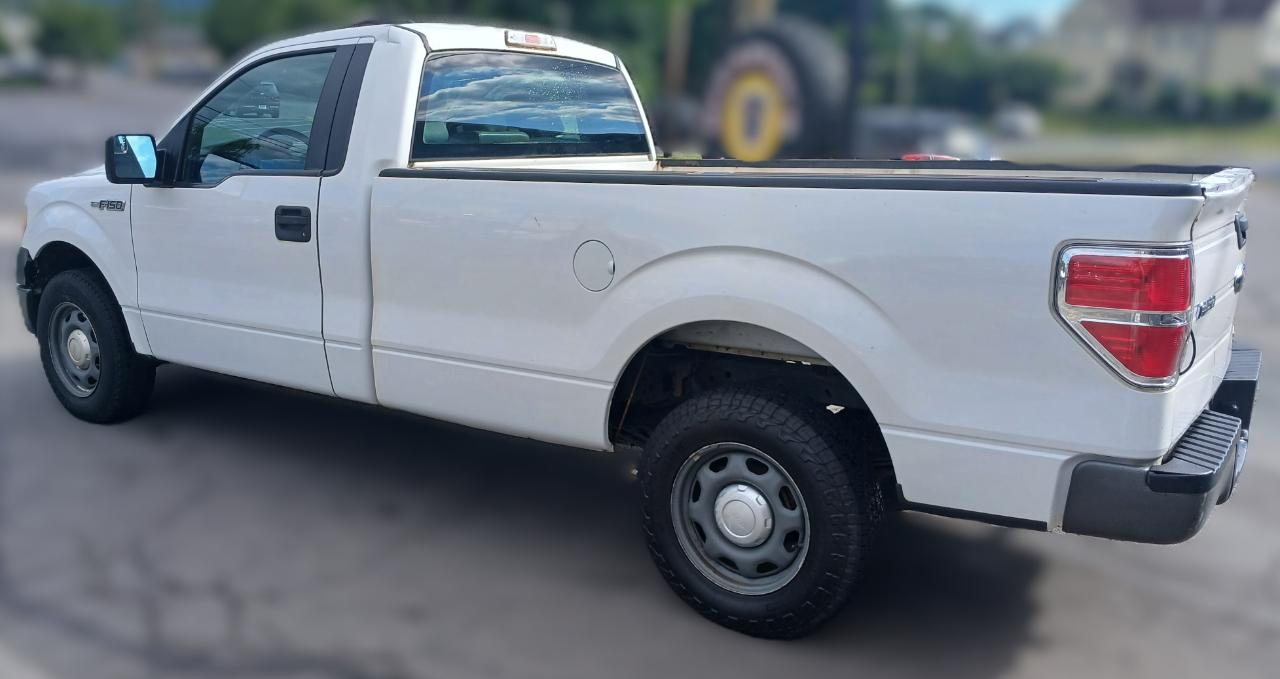 Ford F-150 XL 8-ft. Bed 2WD 2014
