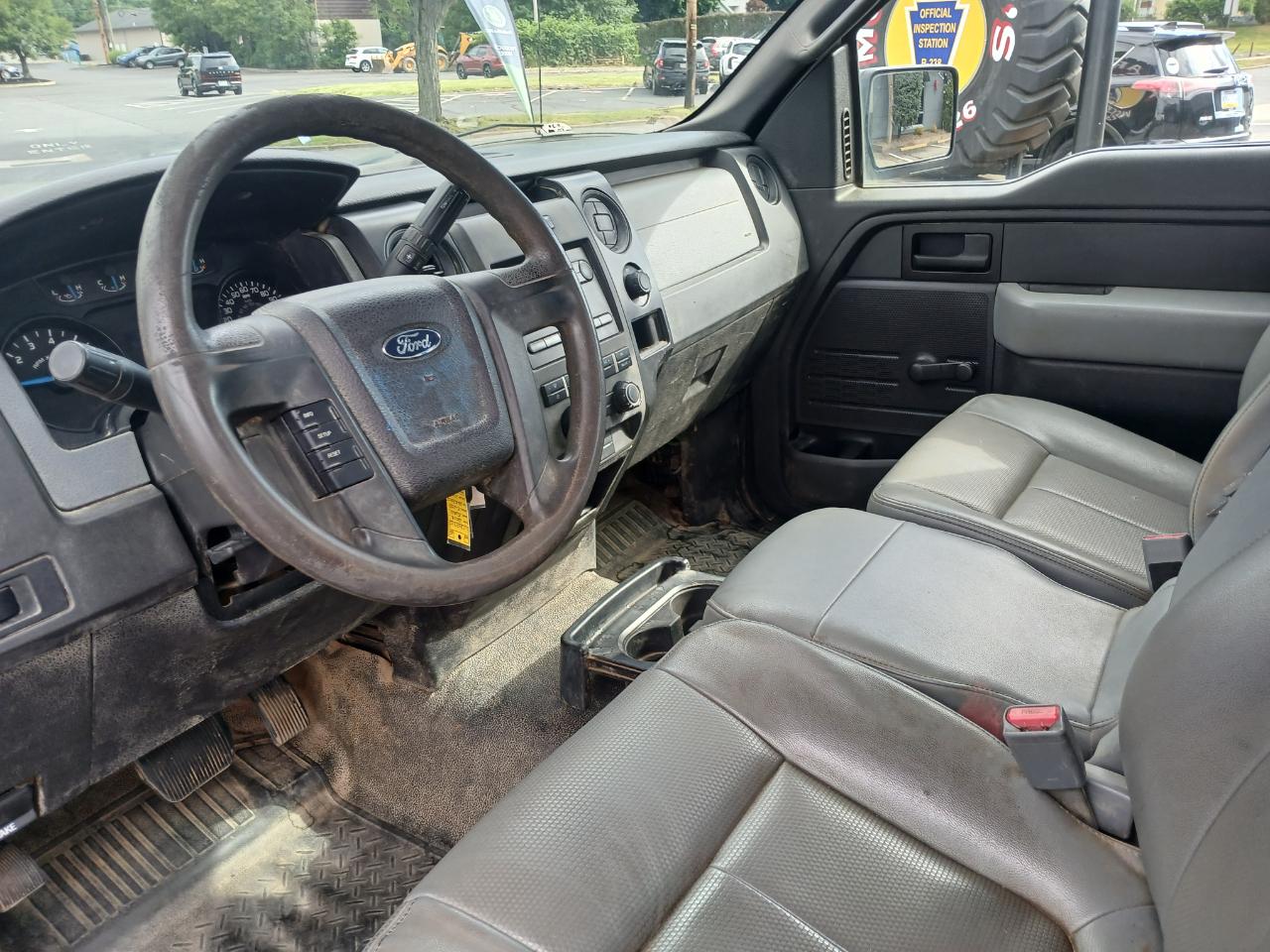 Ford F-150 XL 8-ft. Bed 2WD 2014
