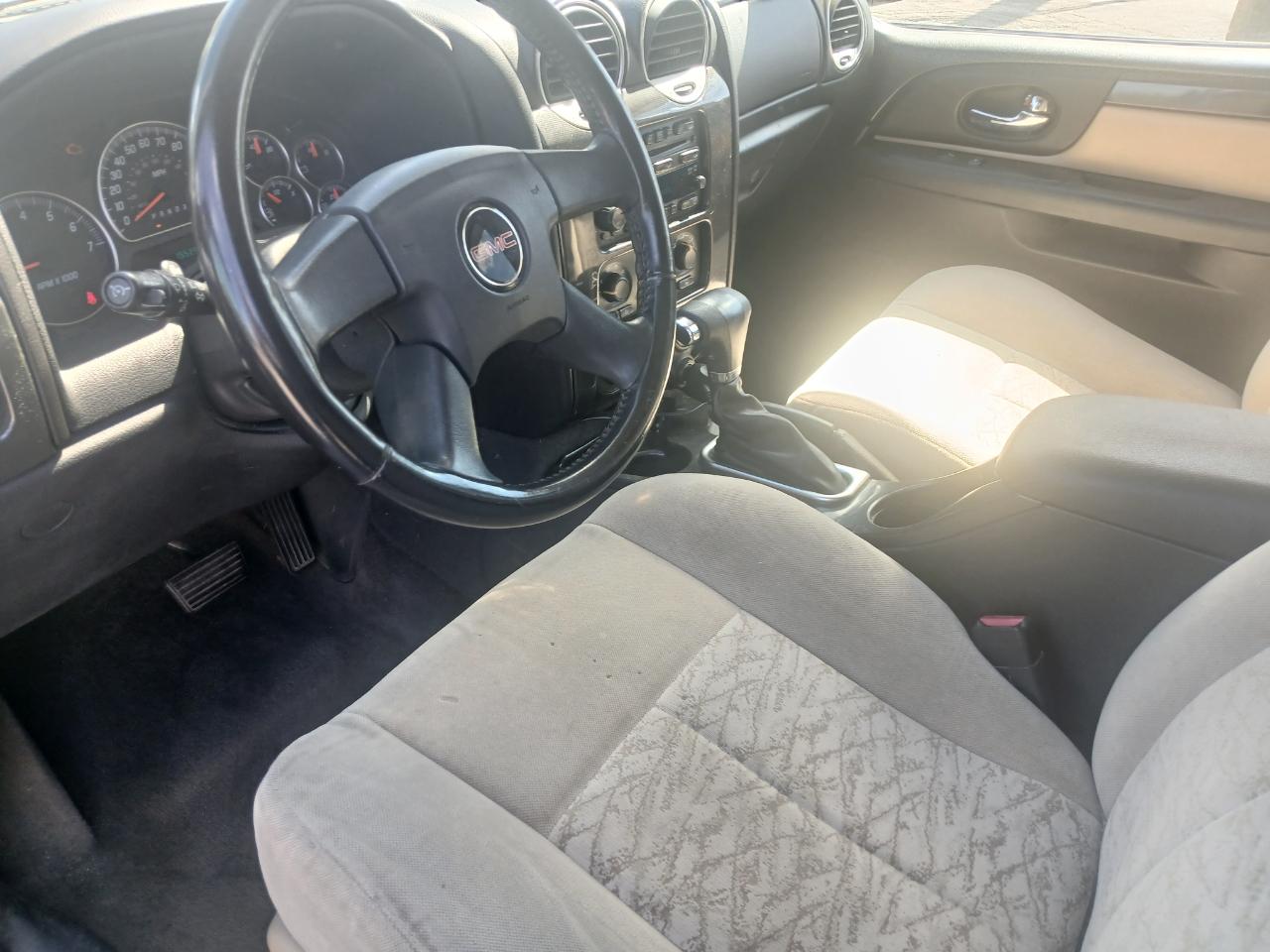 GMC Envoy SLE 4WD 2006