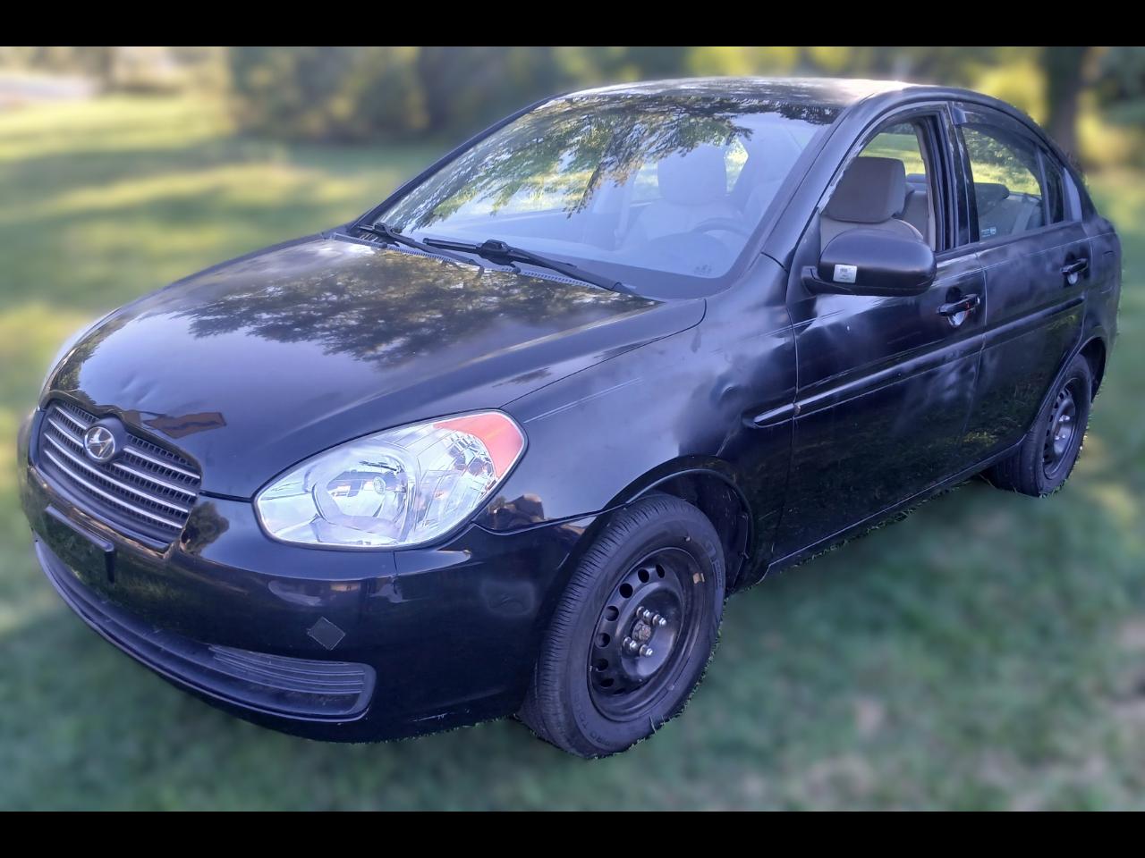 Hyundai Accent GLS 4-Door 2010