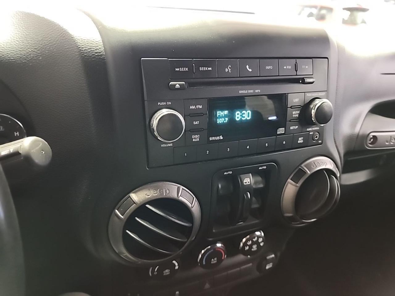 Jeep Wrangler Unlimited Sport 4WD 2011