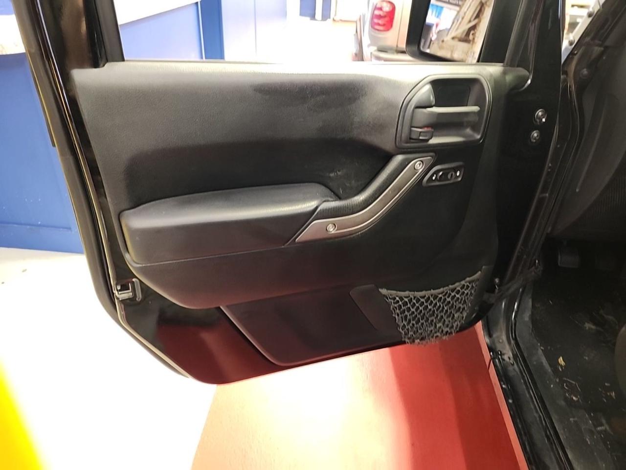 Jeep Wrangler Unlimited Sport 4WD 2011