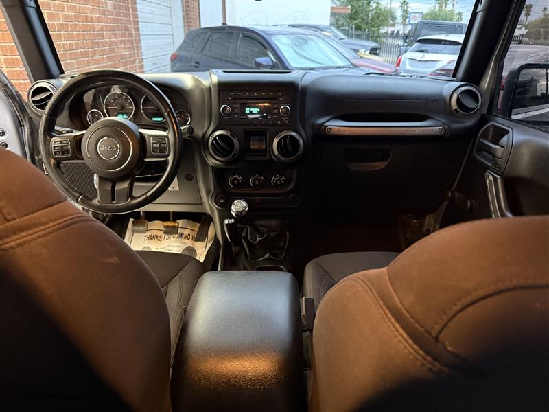 Jeep Wrangler Sport 4WD 2015 Jeep Wrangler Sport 4WD 2015