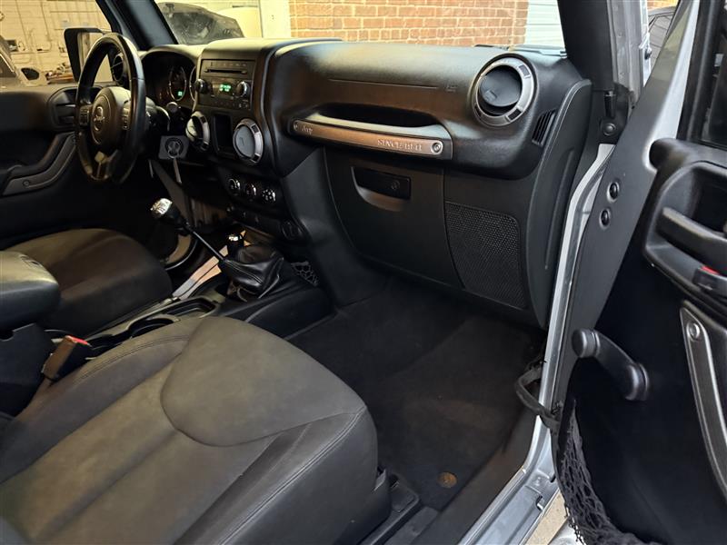 Jeep Wrangler Sport 4WD 2015 Jeep Wrangler Sport 4WD 2015