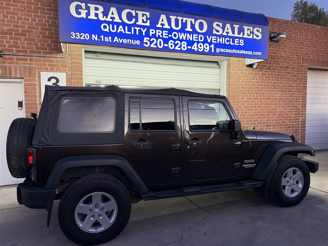 Jeep Wrangler Unlimited Sport 4WD 2013 Jeep Wrangler Unlimited Sport 4WD 2013