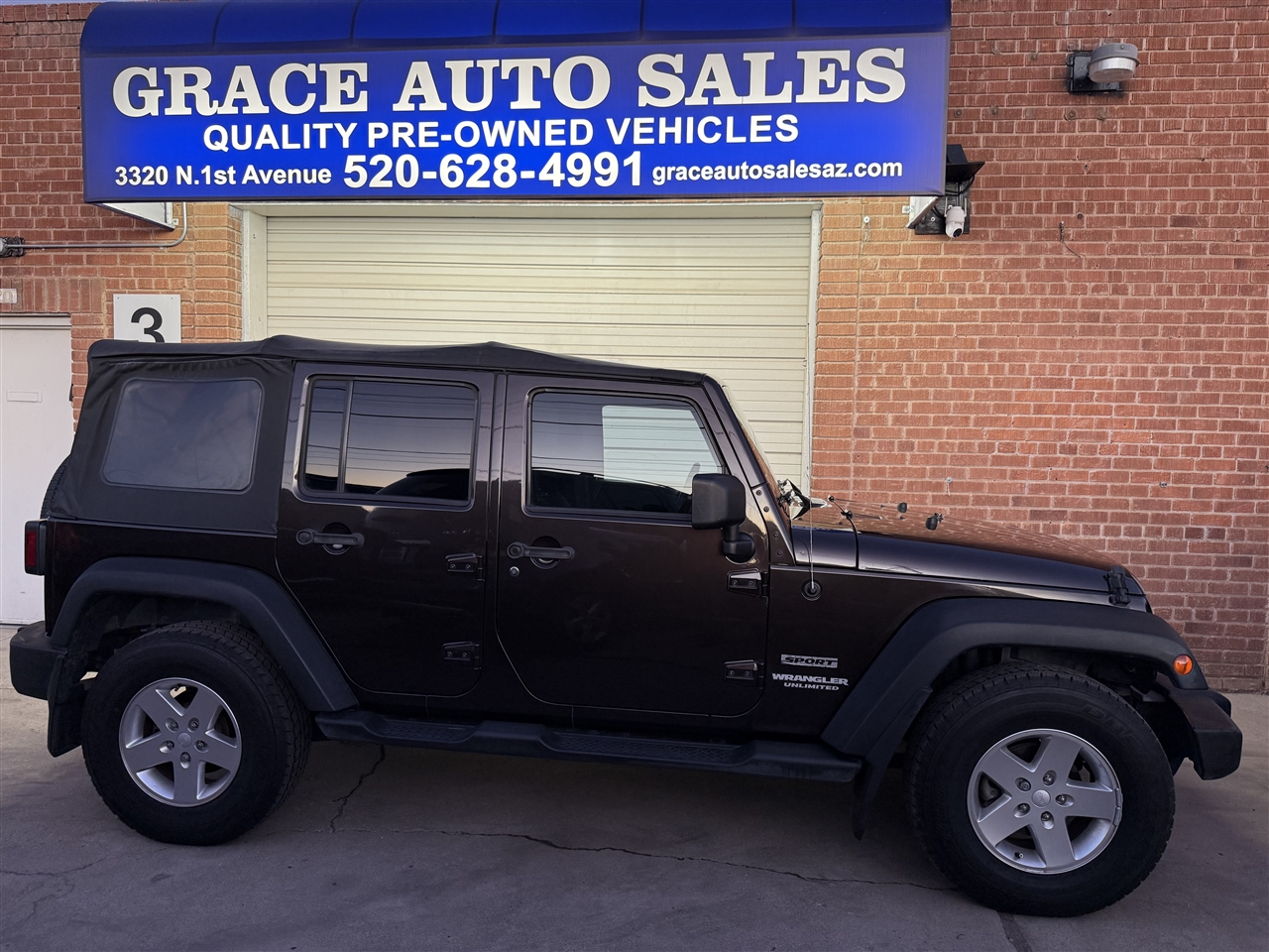 Jeep Wrangler Unlimited Sport 4WD 2013 Jeep Wrangler Unlimited Sport 4WD 2013