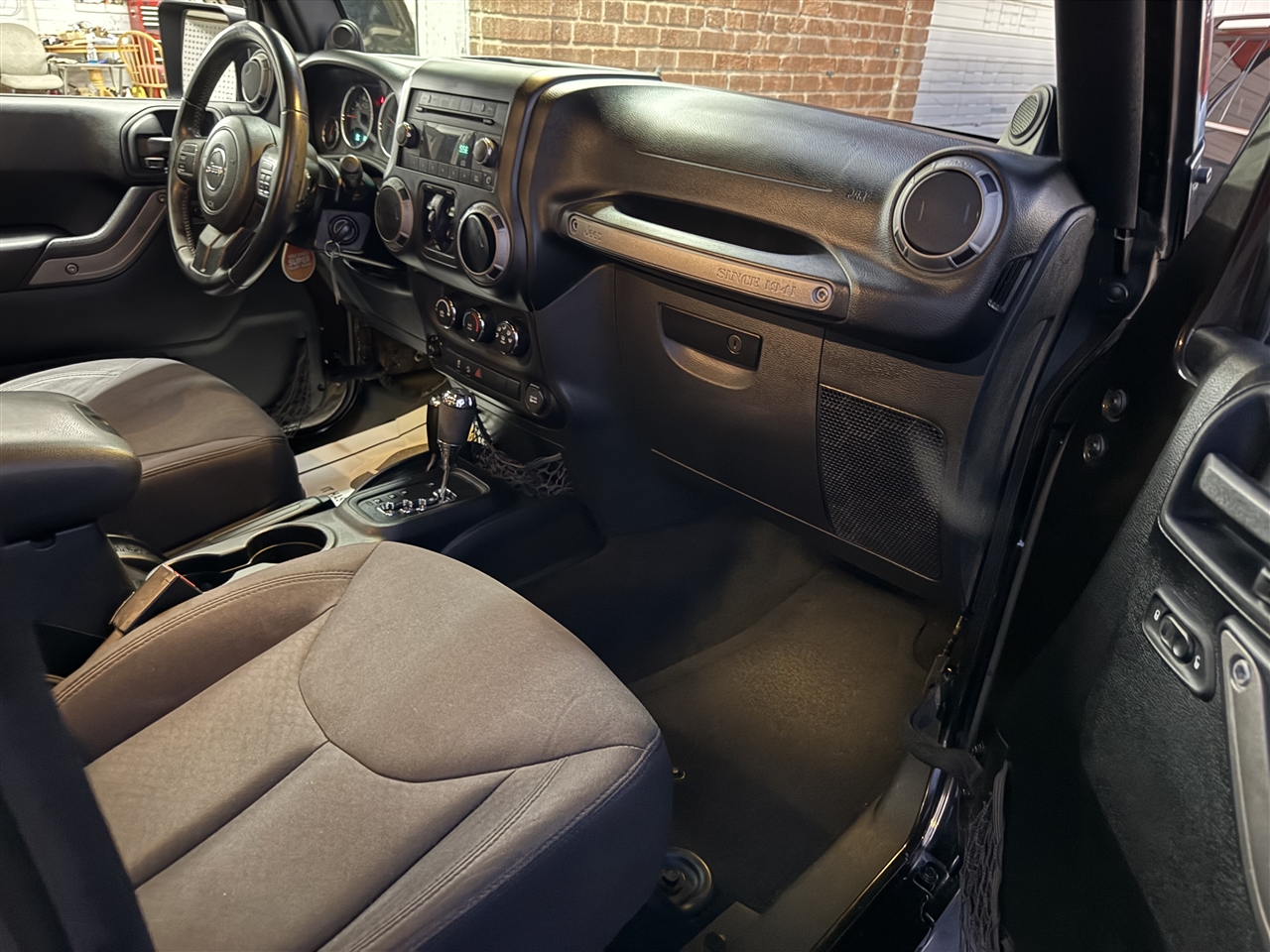 Jeep Wrangler Unlimited Sport 4WD 2013 Jeep Wrangler Unlimited Sport 4WD 2013