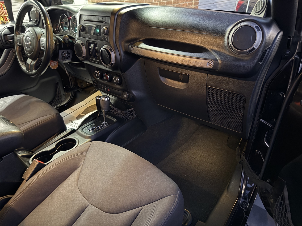 Jeep Wrangler Unlimited Sport 4WD 2013 Jeep Wrangler Unlimited Sport 4WD 2013