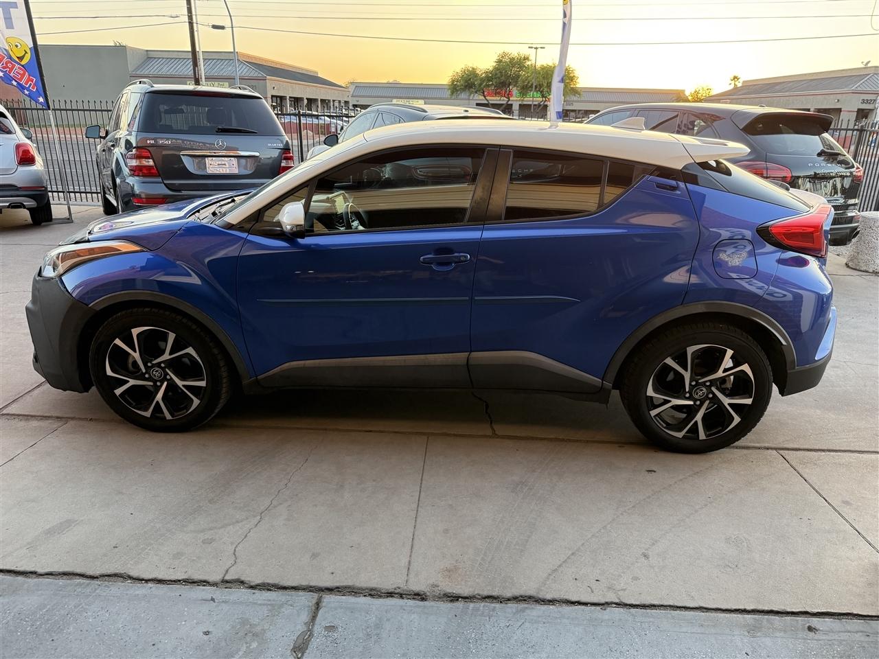 Toyota C-HR XLE 2018