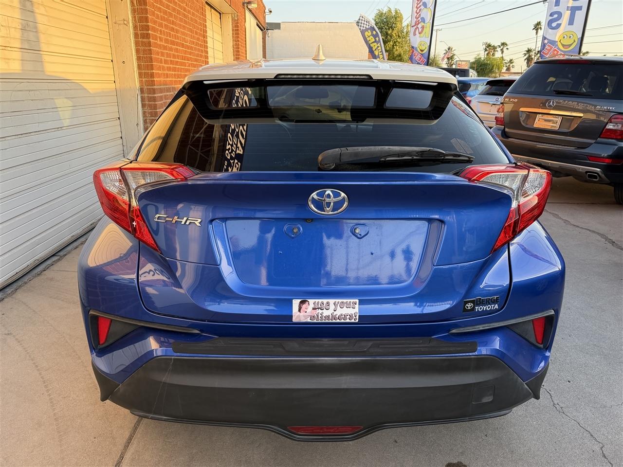 Toyota C-HR XLE 2018