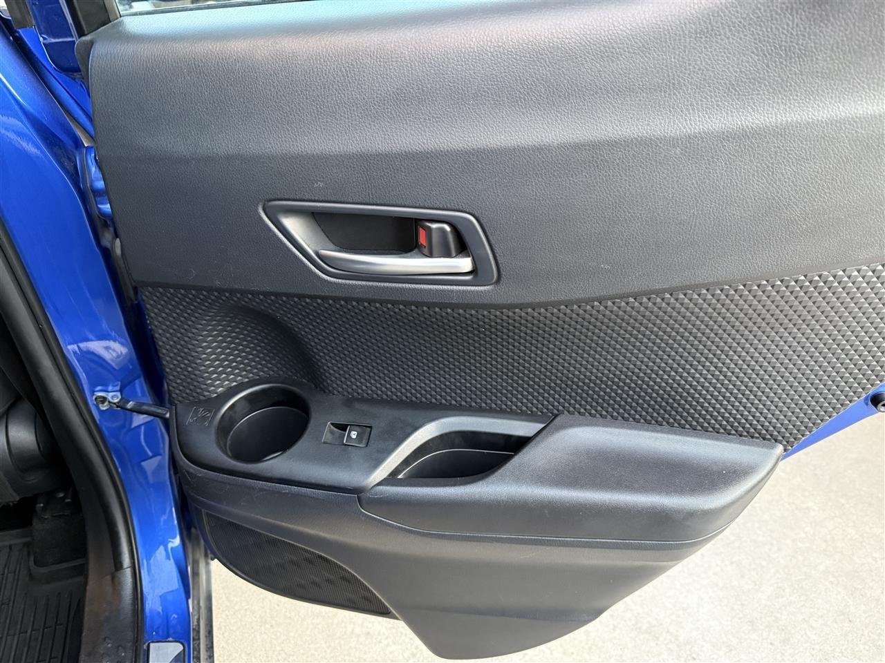 Toyota C-HR XLE 2018