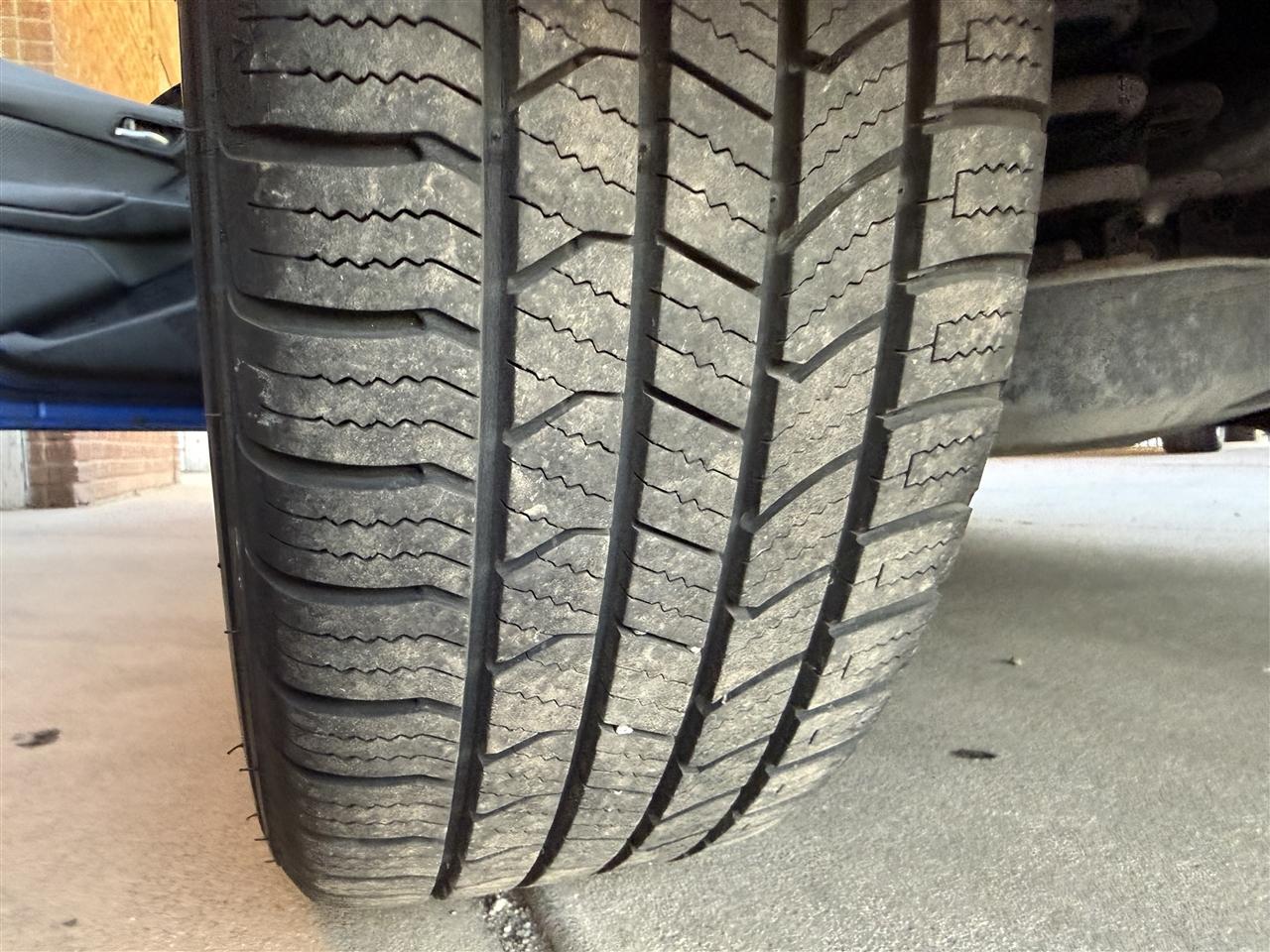 Toyota C-HR XLE 2018