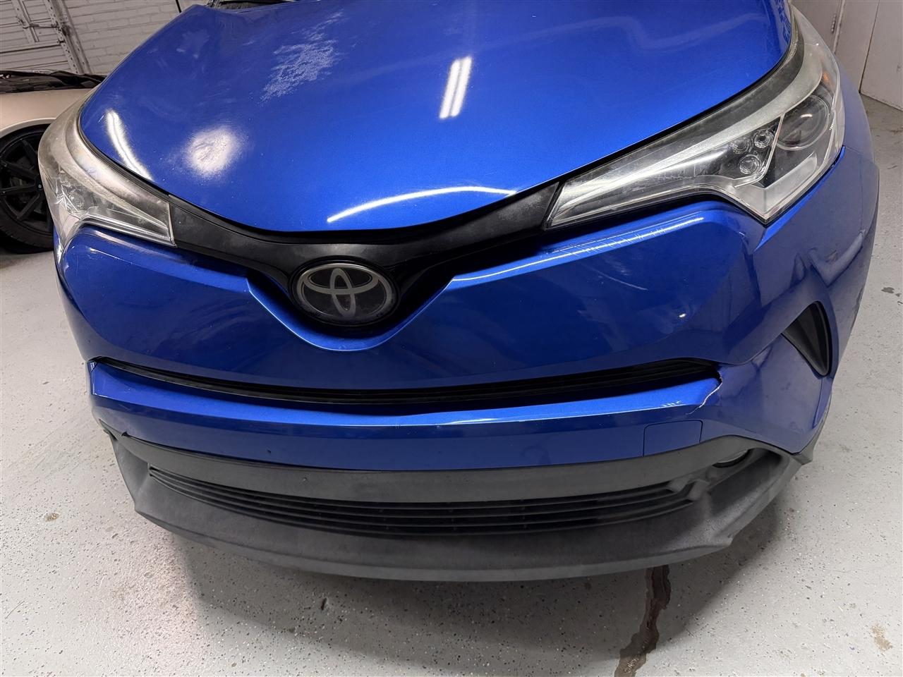 Toyota C-HR XLE 2018