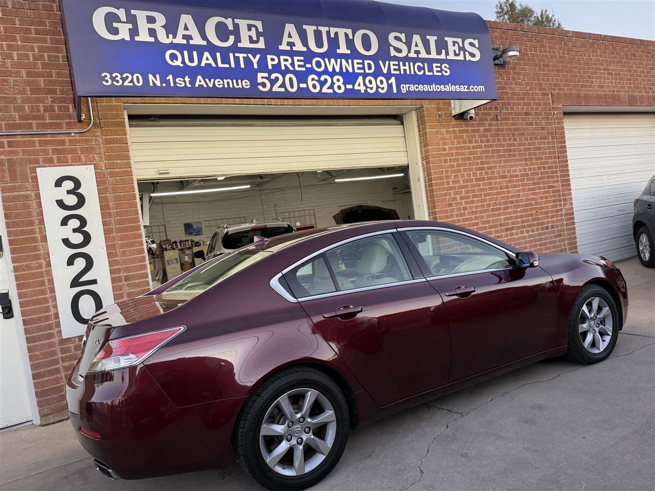 Acura TL 6-Speed AT 2012 Acura TL 6-Speed AT 2012