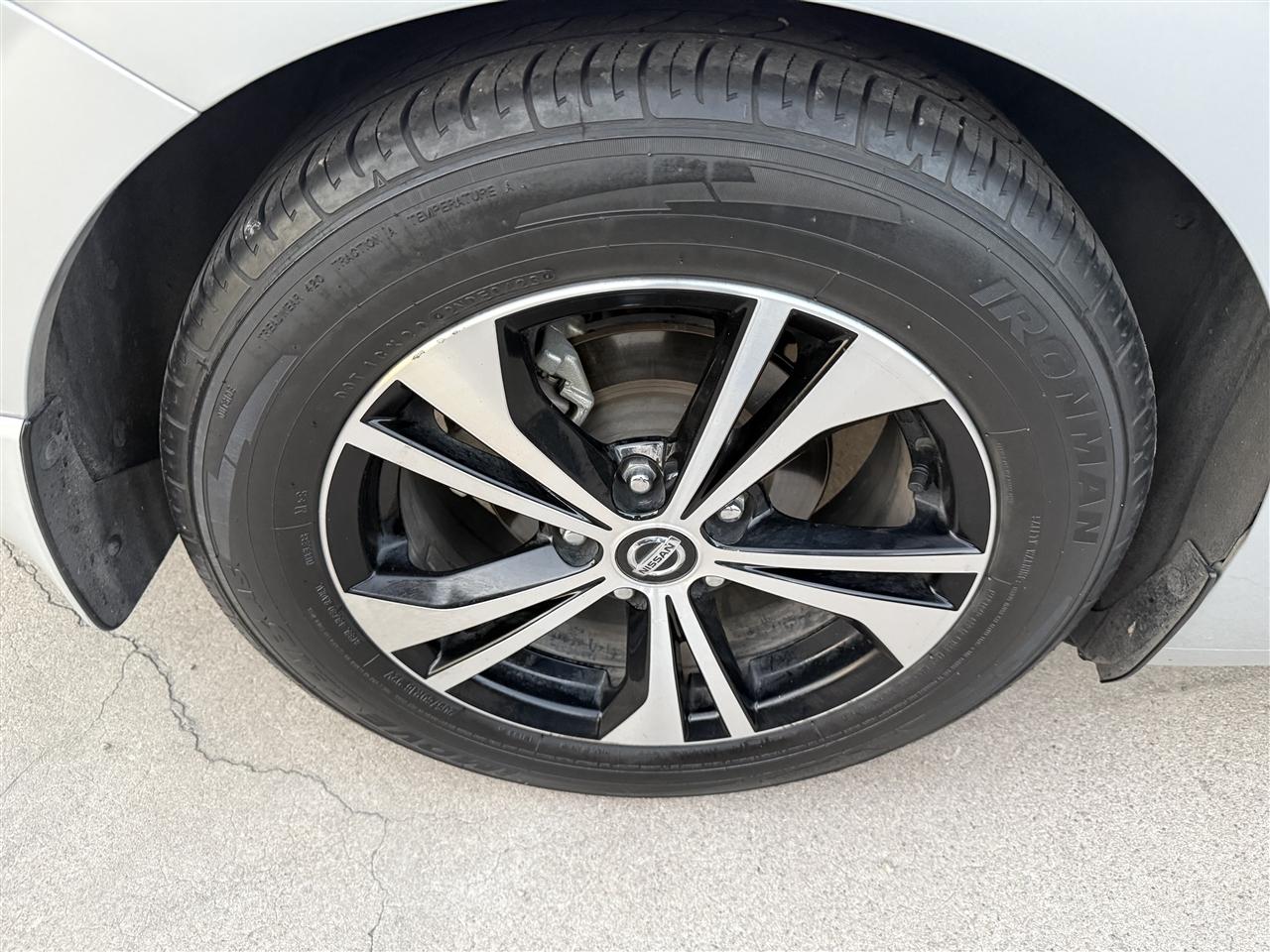 Nissan Sentra SV 2021