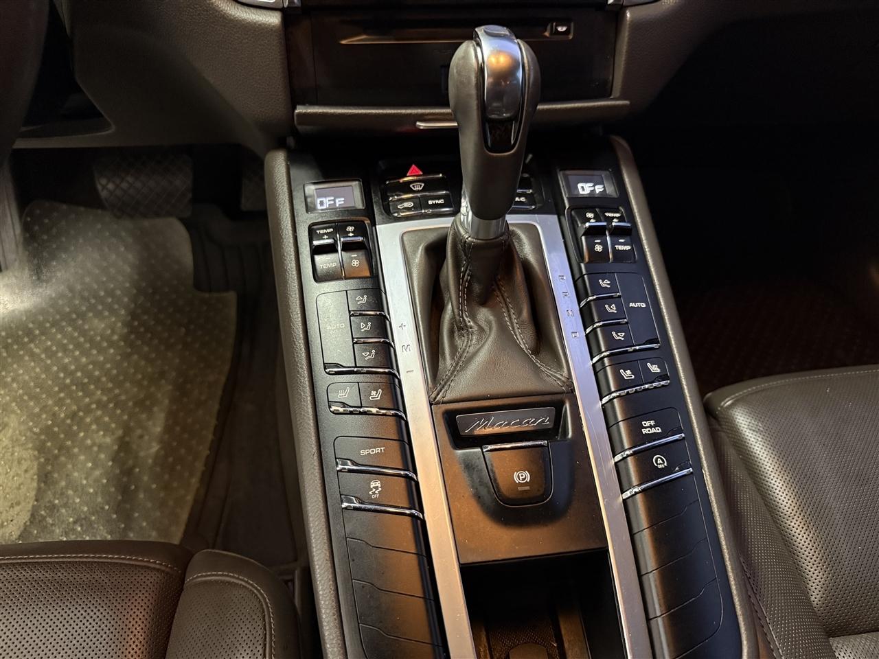 Porsche Macan S 2015